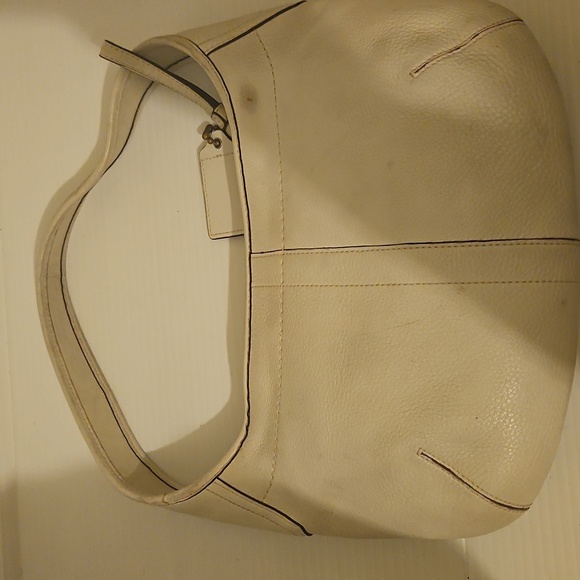 Coach RARE N0 11611 Y2K White Leather Ergo Zip Hobo Shoulder Bag - Picture 6 of 9